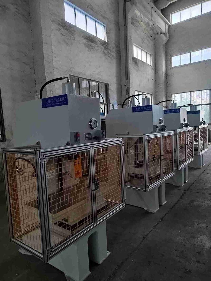 兰州液压机械厂立足装备制造，深耕液压器材领域